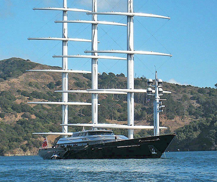 Megayacht Building