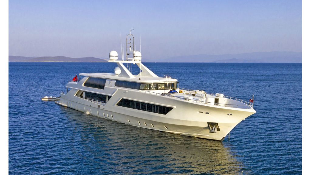 Vetro Motor Yacht
