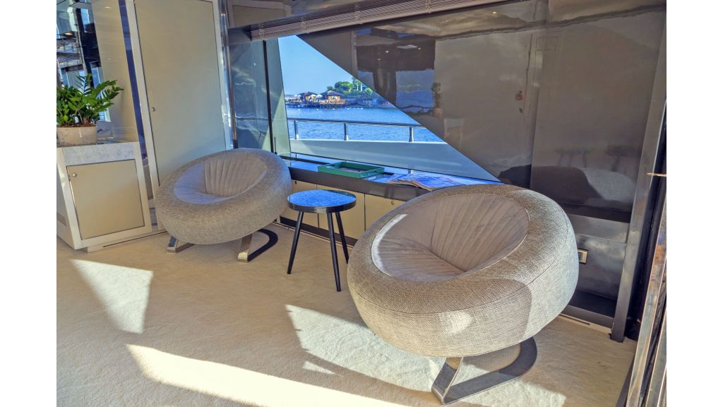 Vetro Motor Yacht
