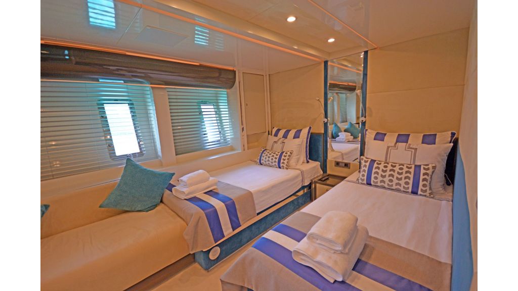 Vetro Motor Yacht (28)