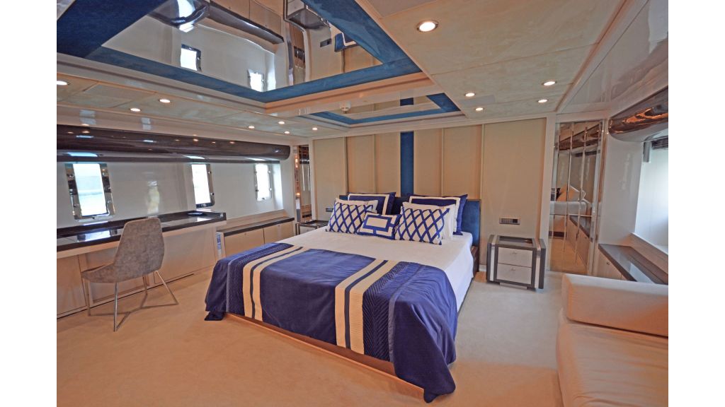 Vetro Motor Yacht (29)