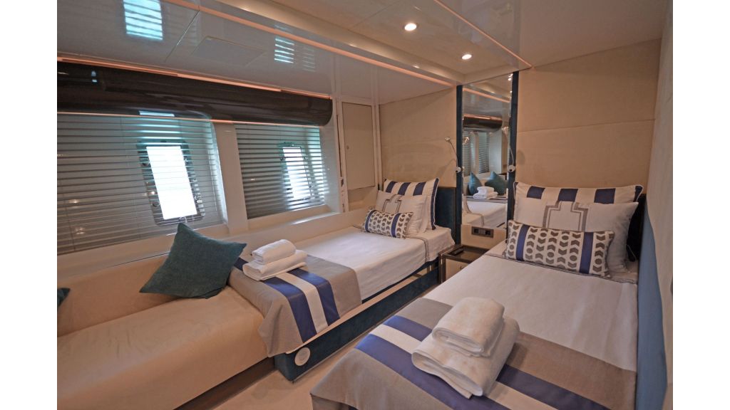 Vetro Motor Yacht (36)