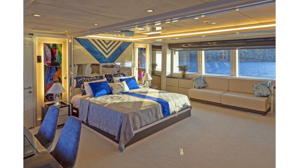 Vetro Motor Yacht